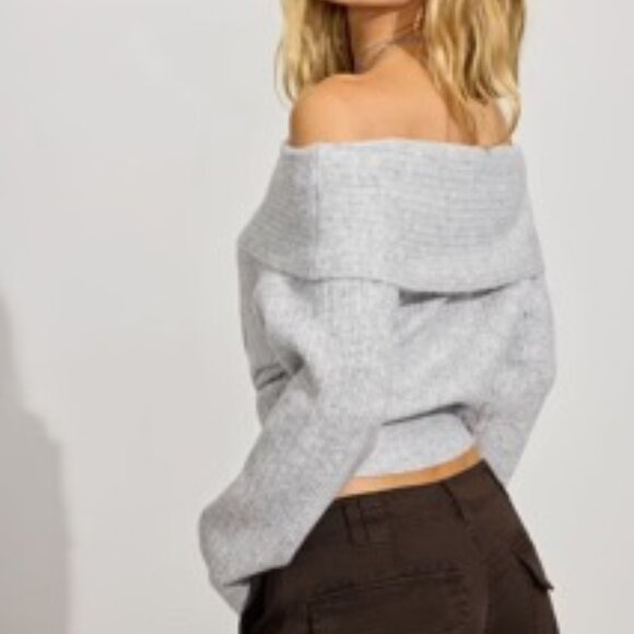 Cozy Loose Off Shoulder Sweater - Picture 4 of 8